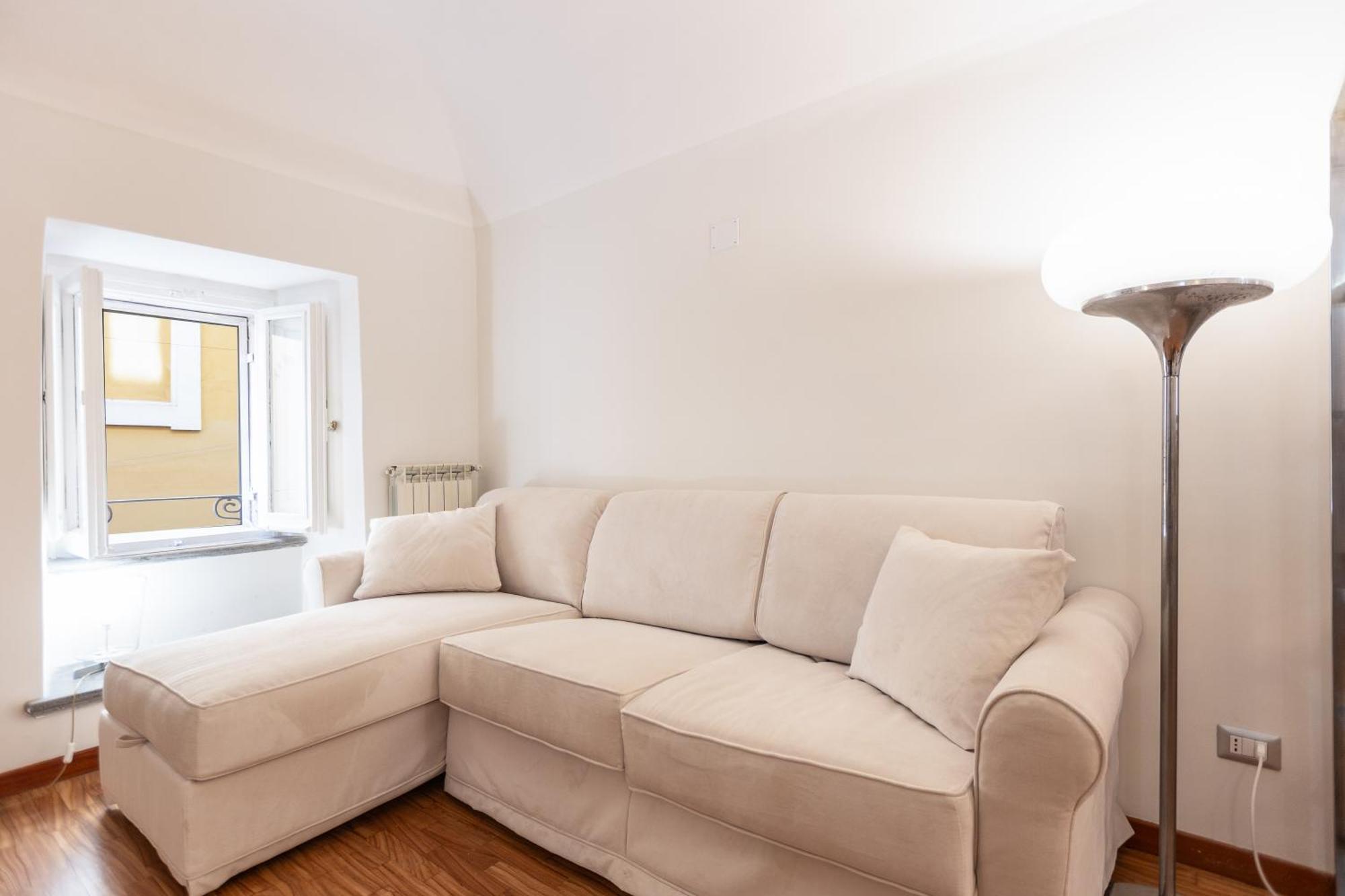 Apartment Palazzo De Mochis By In