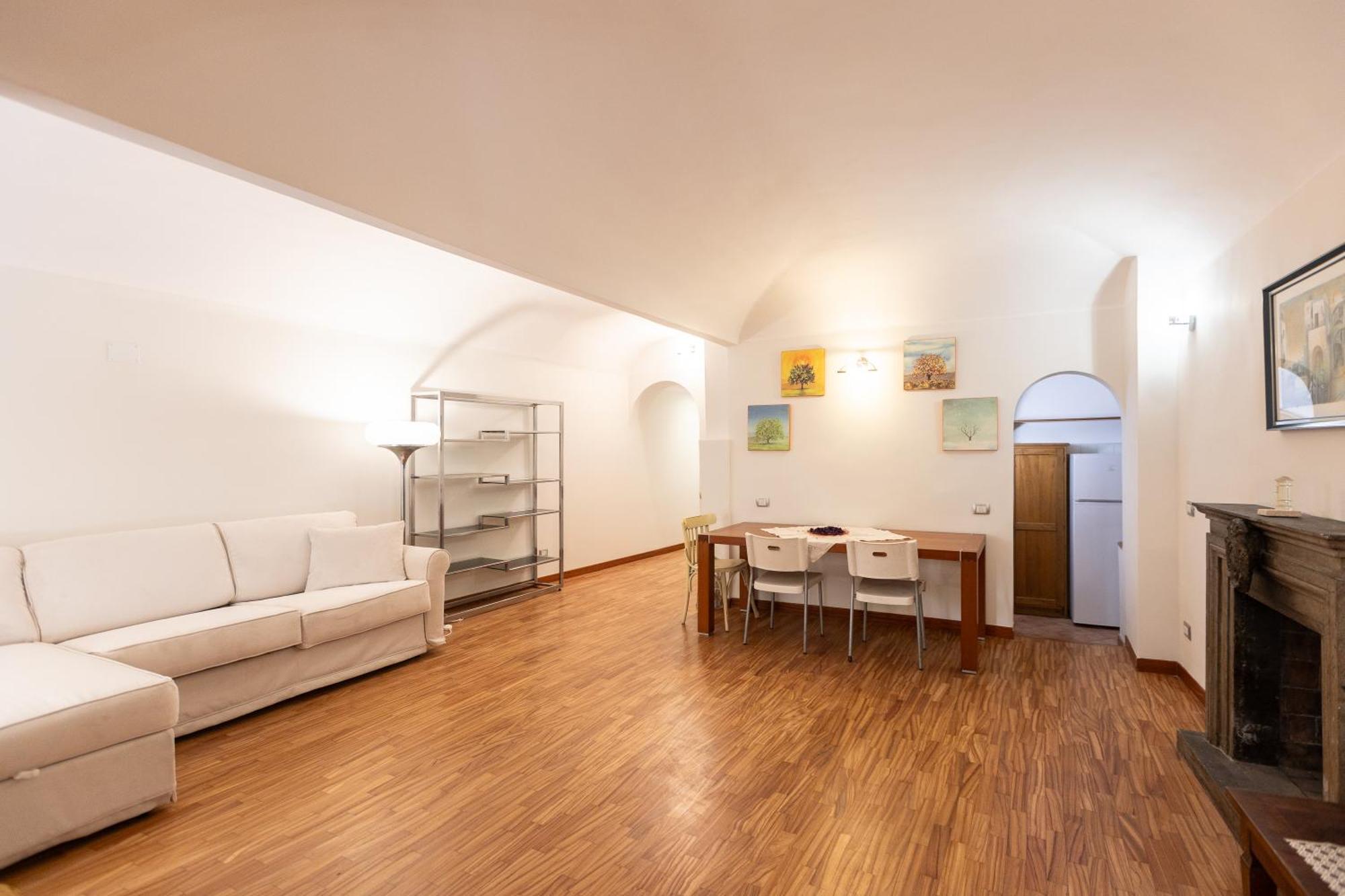 Palazzo De Mochis By In * Rom